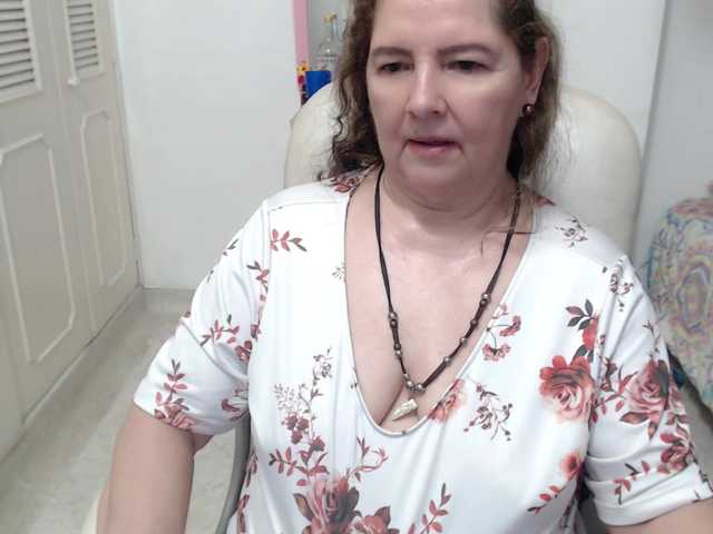 leonela-68