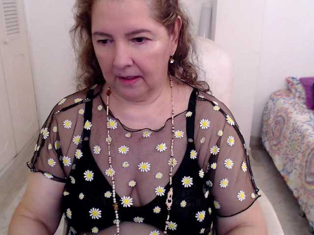 leonela-68