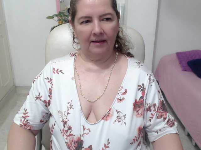 leonela-68