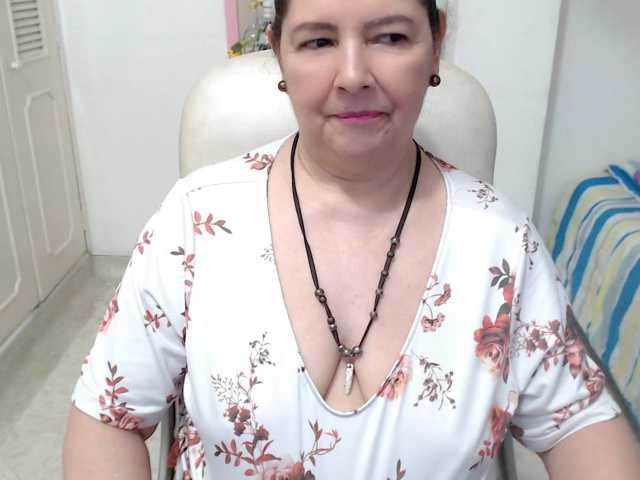 leonela-68