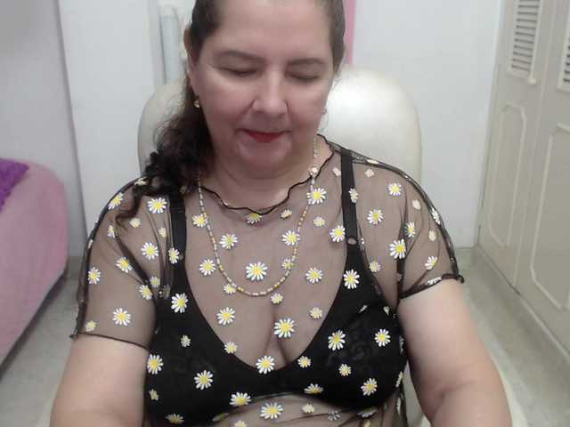 leonela-68
