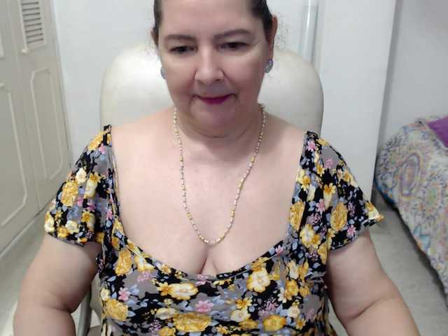 leonela-68