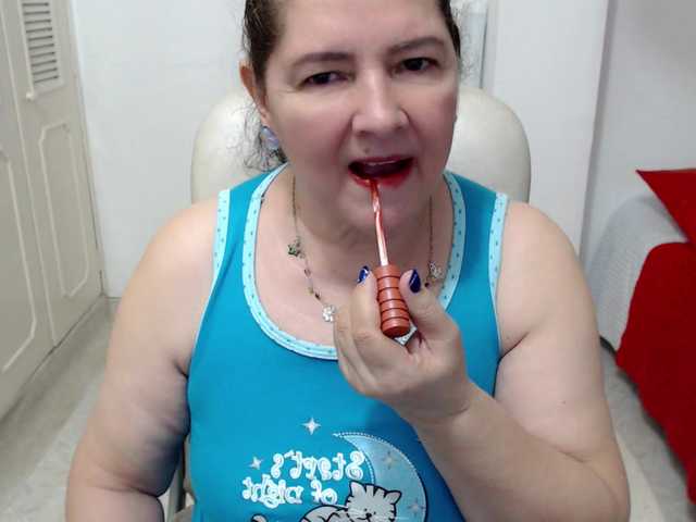 leonela-68 cam belle