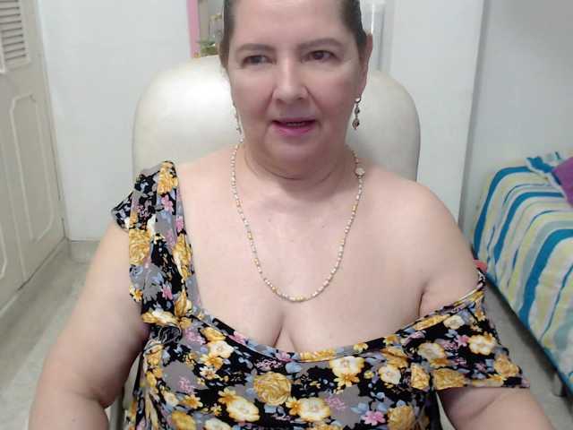 leonela-68