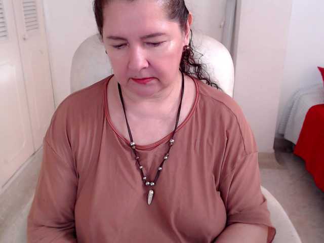 leonela-68