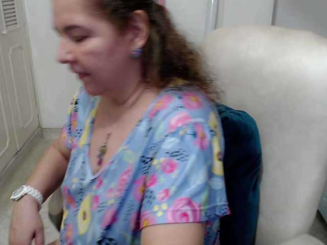 leonela-68