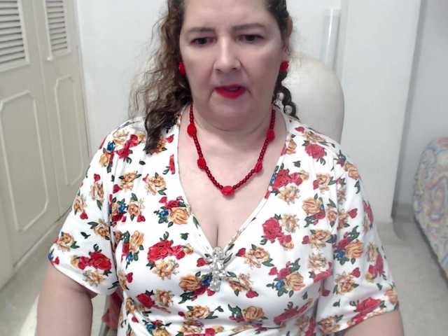 leonela-68