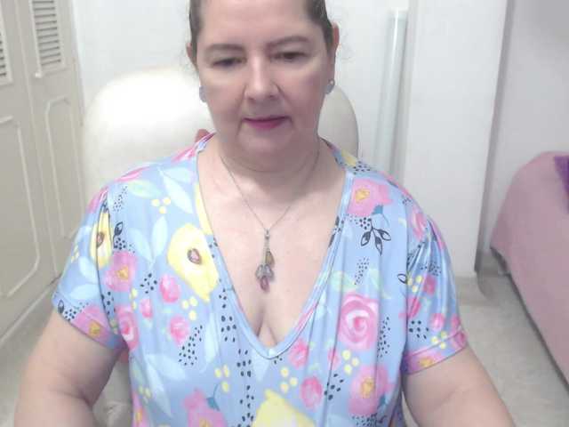 leonela-68