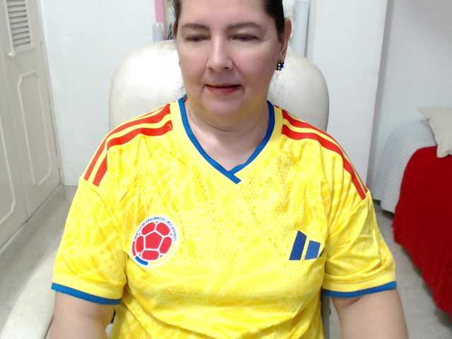 leonela-68