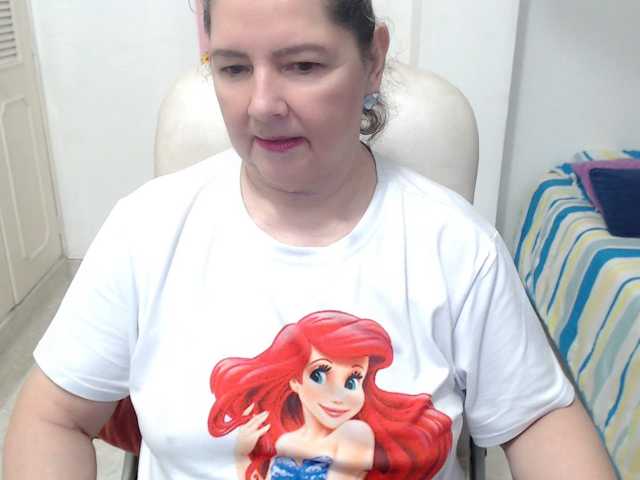 leonela-68