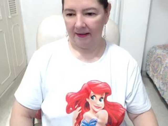 leonela-68
