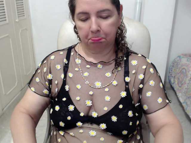 leonela-68