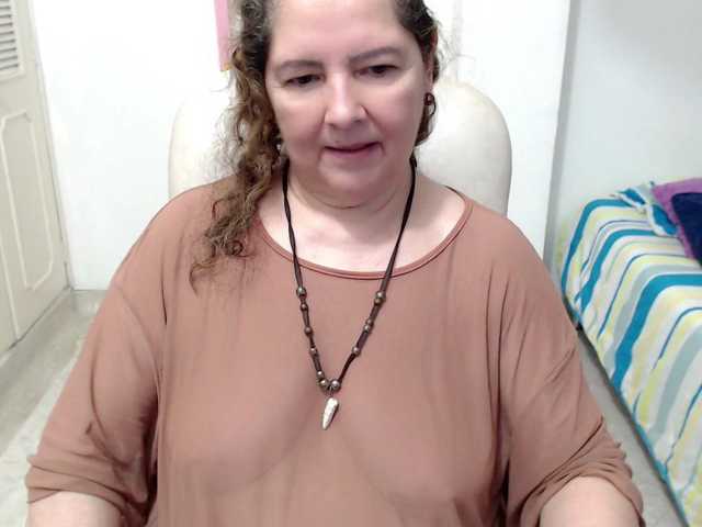 leonela-68