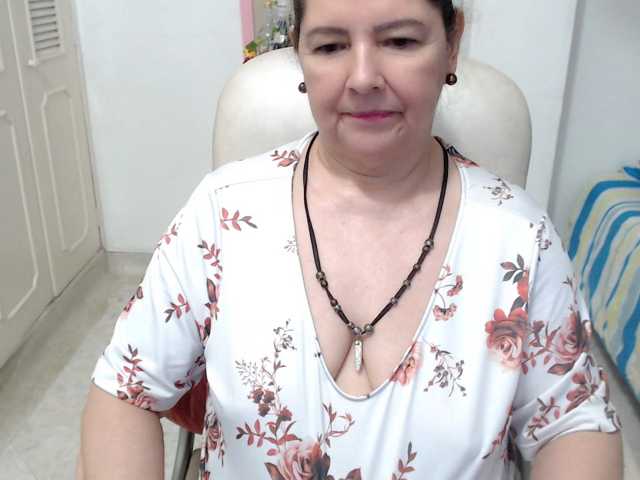 leonela-68