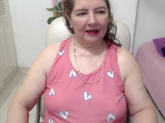 leonela-68 live cam