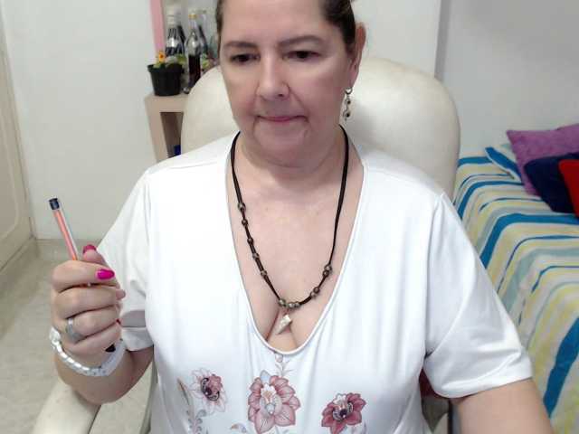 leonela-68