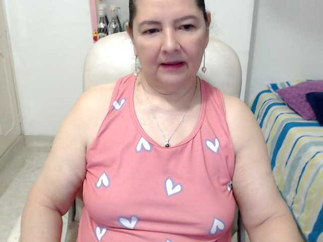 leonela-68 live cam on BongaCams