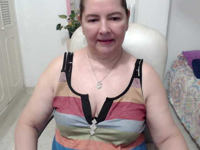 leonela-68