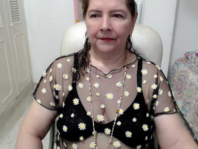leonela-68
