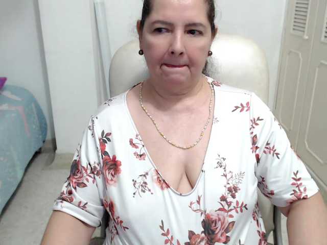 leonela-68