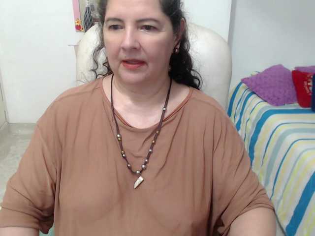 leonela-68