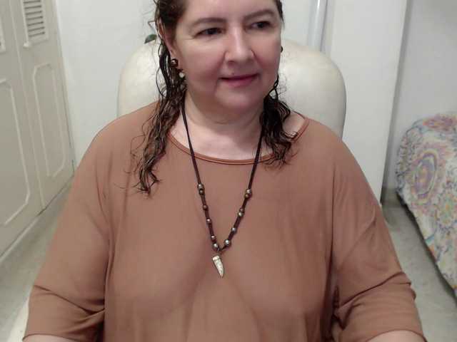 leonela-68