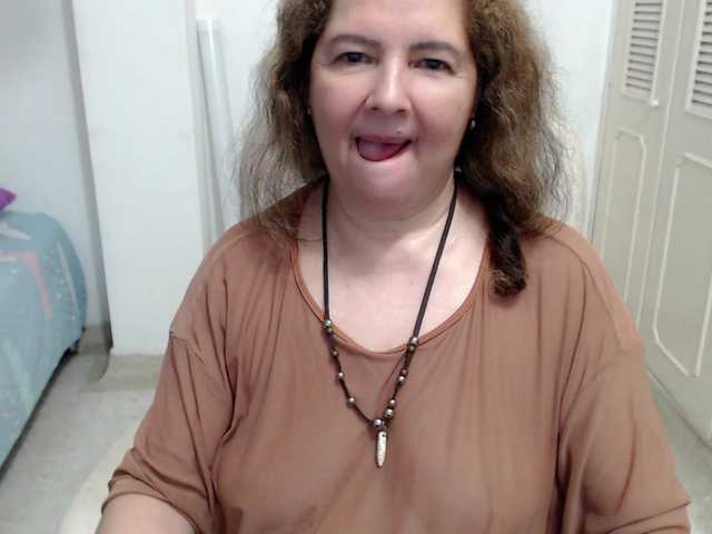leonela-68