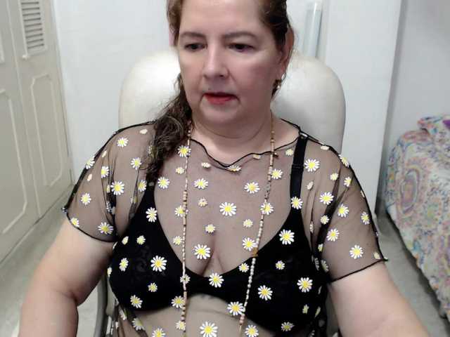 leonela-68