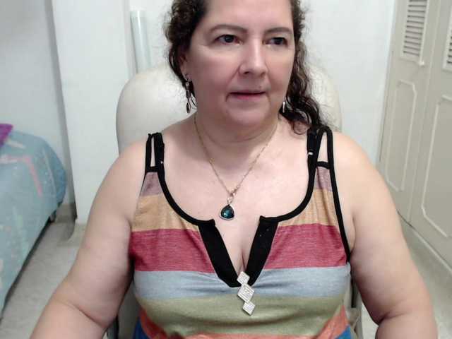 leonela-68 online