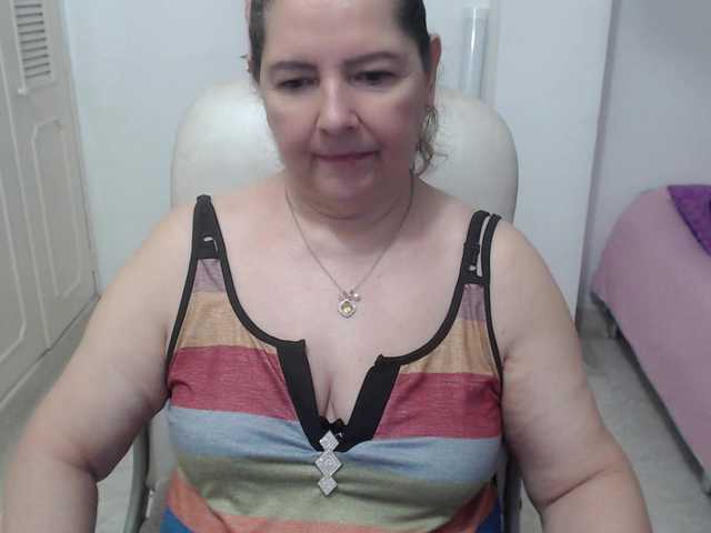 leonela-68