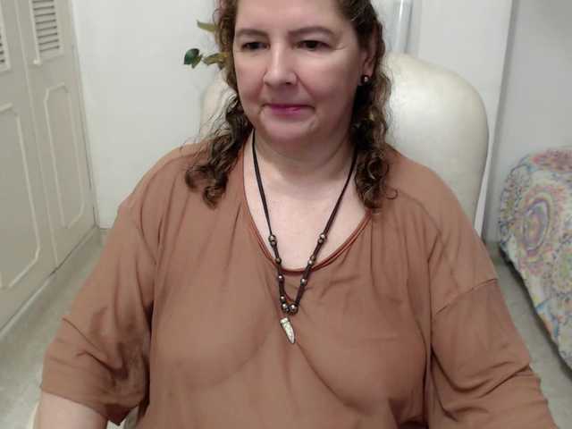 leonela-68