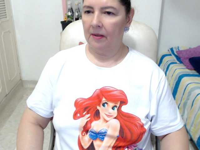 leonela-68 live cam preview
