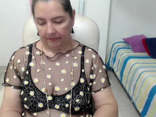 leonela-68