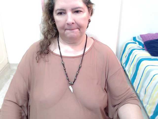 leonela-68