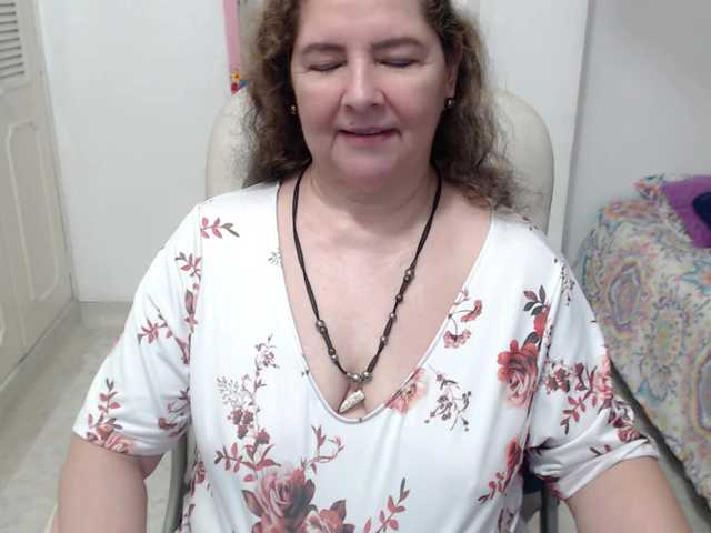 leonela-68