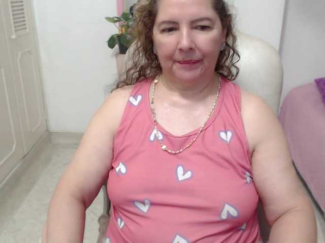 leonela-68 live cam