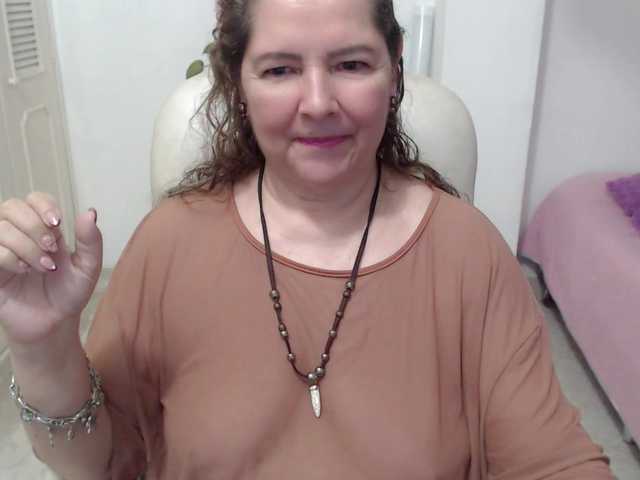 leonela-68