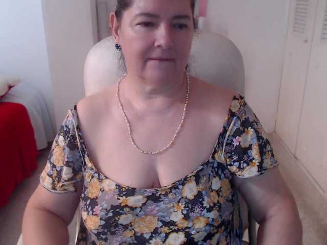 leonela-68