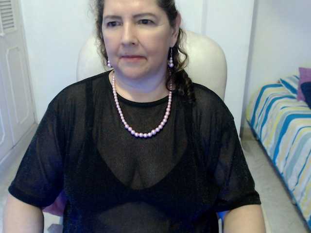 leonela-68