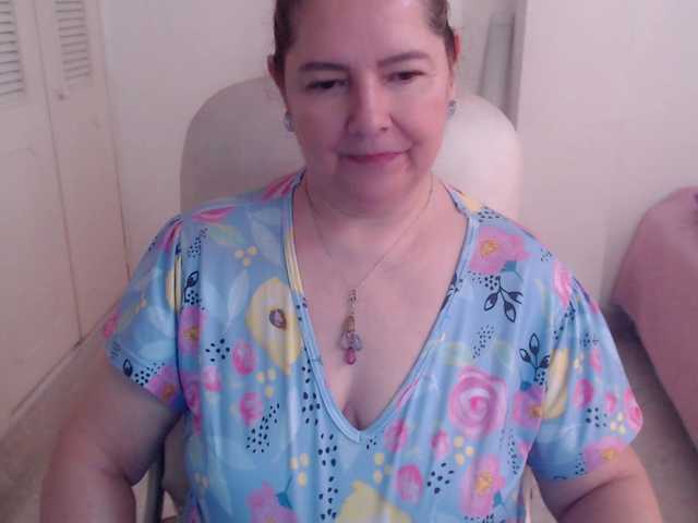 leonela-68