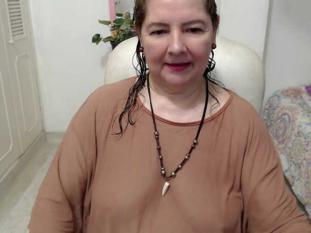 leonela-68
