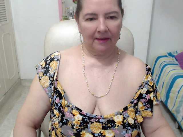 leonela-68