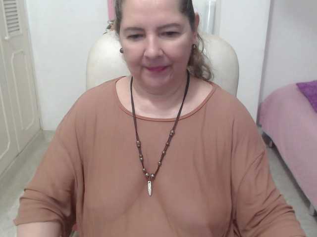 leonela-68