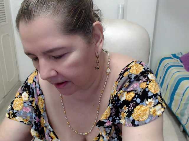 leonela-68