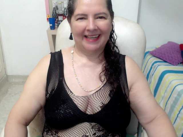 leonela-68