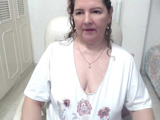 leonela-68