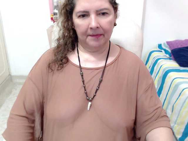 leonela-68