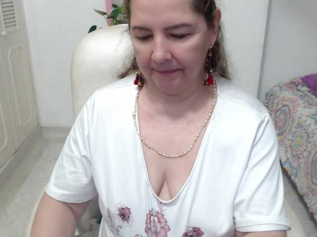 leonela-68
