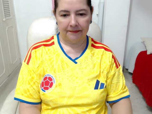 leonela-68