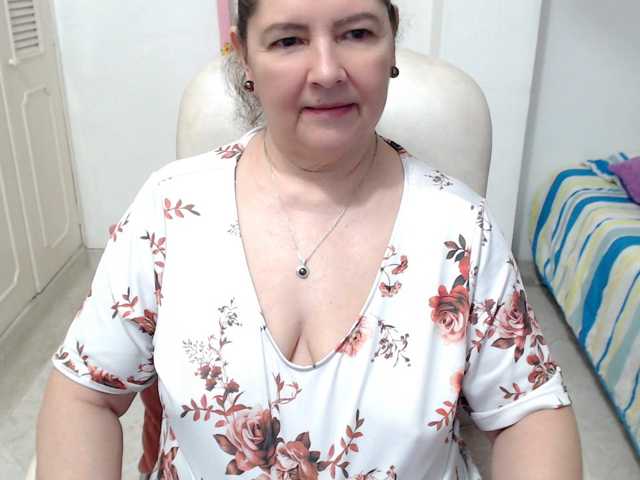 leonela-68